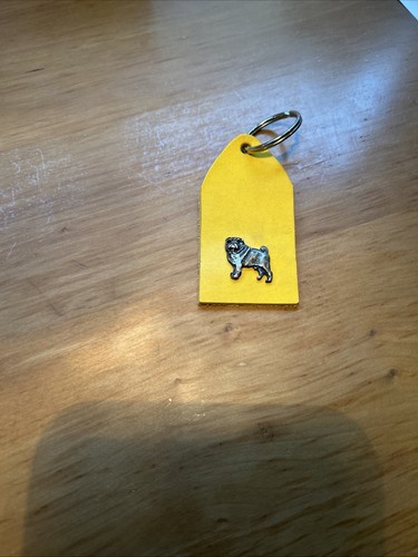 Schlüsselanhänger mit mops - schlüsselanhänger,