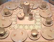 Kaffeeservice mit dezenten Rosenmuster für 6 Personen aus den 60er Jahren