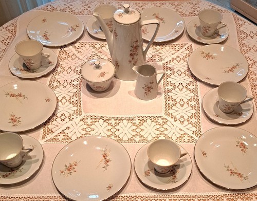 Kaffeeservice mit dezenten