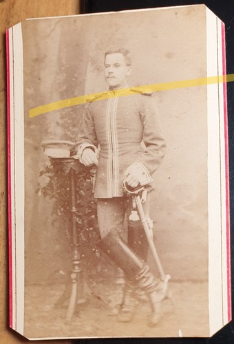 Stehender soldat offizier - stehender,