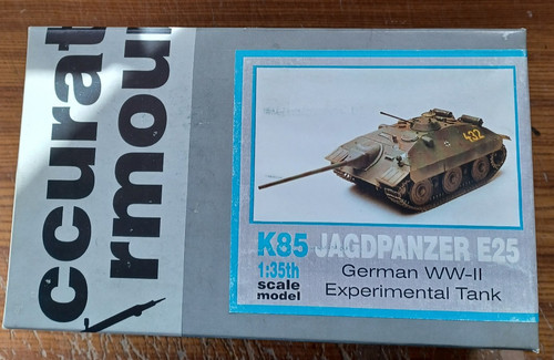 Jagdpanzer e25 accurate - 1:35,