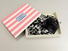 Halstuch PRADA Pom-Pon Spitze