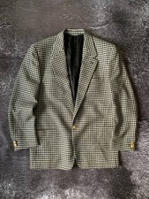 Vintage Versus Gianni Versace