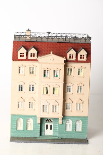 Pola stadthaus beige und - pola,