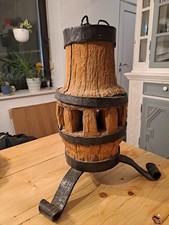 Alte Wagenrad Nabe 21 cm Holzrad Leiterwagen Deko mit füsse für Lampe