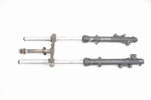 Front forks suspension - front,
