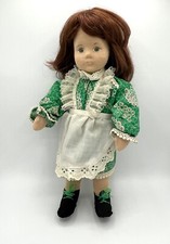 Ältere Stoffpuppe / Mädchen grünes Kleid Blumen / Karin Heller?