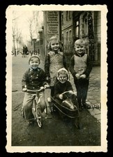 Borna 1942 - Kinder beim Spiel