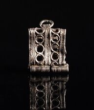 Byzantinischer Schmuckanhänger aus Silber Schriftrolle mit filigranen Verzierung