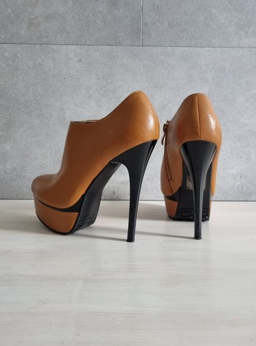 High heels - cm,