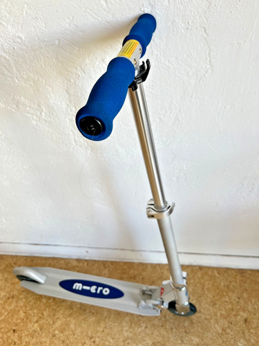 Micro scooter tretroller - scooter,