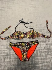 Bikini Oberteil & Slip von