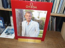 Omega Uhren Verkaufs Display George Clooney aus Glas