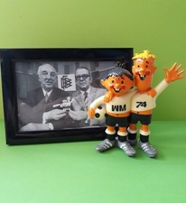 WM Maskottchen Tip und Tap +