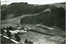 Foto-AK HALDENWANG /ALLGÄU Schwimmbad, Luftbild 50er