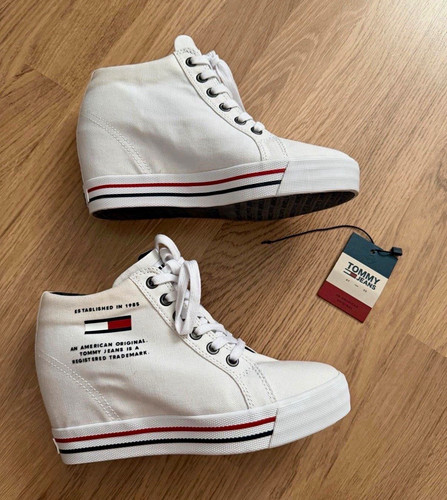 Tommy hilfiger - tommy,