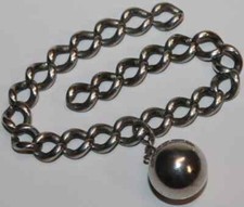 B0253 - Silber Armband mit Silberkugel Anhänger - Art Deco Antikschmuck 28,51 g