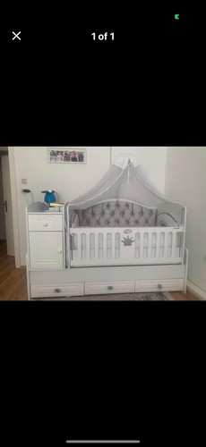 Das babybett wird mit - babybett,