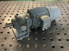 Getriebemotor 400V 1,0A / 0,3kw