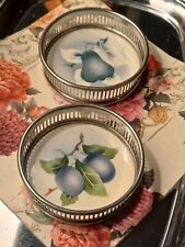 Porzelan Untersetzer mit silbernen Steg