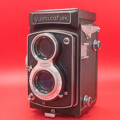 Neuwertig yashicaflex model - "neuwertig",