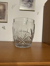 Gr. Kristallvase Mit