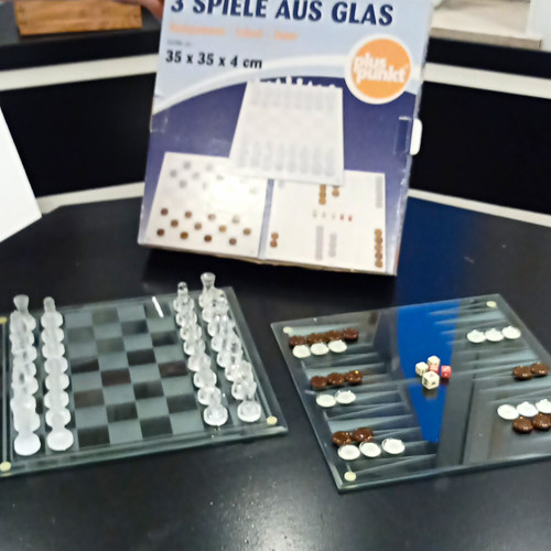 Plus punkt spiele - 3, glas