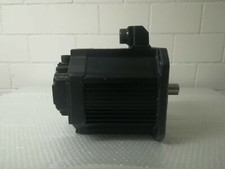 Yaskawa AC SERVO MOTOR USADED-32-YR14