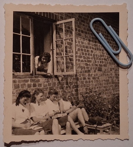 Originalfoto alt frauen - alt, female