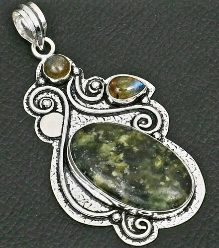 Grüner opal labradorit - grüner, opal/labradorit