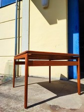 Schöner Couchtisch -