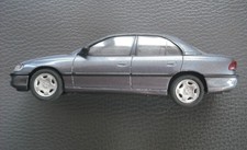 Schuco  1:43 Opel Omega B MV6 anthrazitmetallic, in OVP