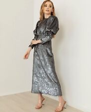 Graues Brokat Kleid /