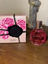 Flowerbomb Pretty Peony Viktor