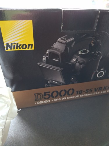 Nikon d5000 55mm kit - 18-55mm, vr