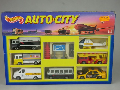 Hot wheels auto city lufthansa - hot,