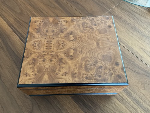 Zigarren humidor box aus holz - zigarren,