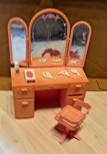 Vintage Barbie Sweet Roses Schminktisch Makeup Vanity Dresser 1987 Mattel #4764