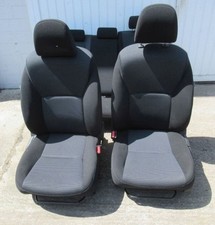 TOYOTA AURIS (_E15_) Sitzausstattung Sitzgarnitur komplett Stoff geteilt
