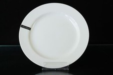 weißer Porzellanteller