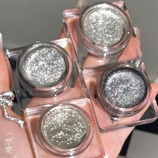 Einzelne Glitter Lidschatten