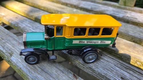 Modellauto man oldtimer erster - modellauto,