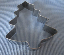Tannenbaum Ausstechform H. 12,5 cm, Ausstecher Keksform Plätzchen  Metall