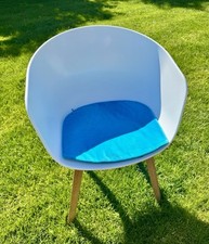 HAY ABOUT A CHAIR AAC 22 EICHE  WHITE STUHL MIT SITZKISSEN