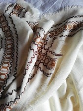 Ältere Tischdecke Decke  130 x 160 Beige, Braune Muster, Fransen, Retro, Vintage