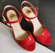 Hochwertige Sandalen Gr. 30