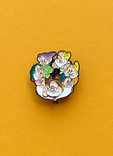 Pin/Anstecknadel/Emaille-Brosc