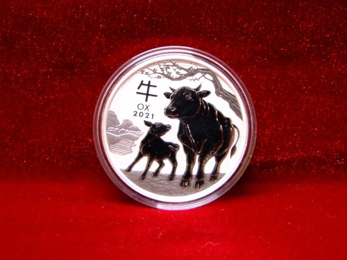 Lunar iii 2021 - oz, /