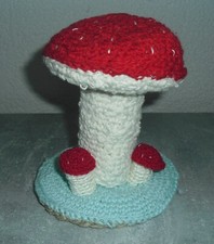 Pilz Handarbeit gehäkelt