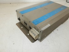 Votronic VAC 1220/30 Duo Automatisches Ladegerät mit Startüberbrückungsfunktion